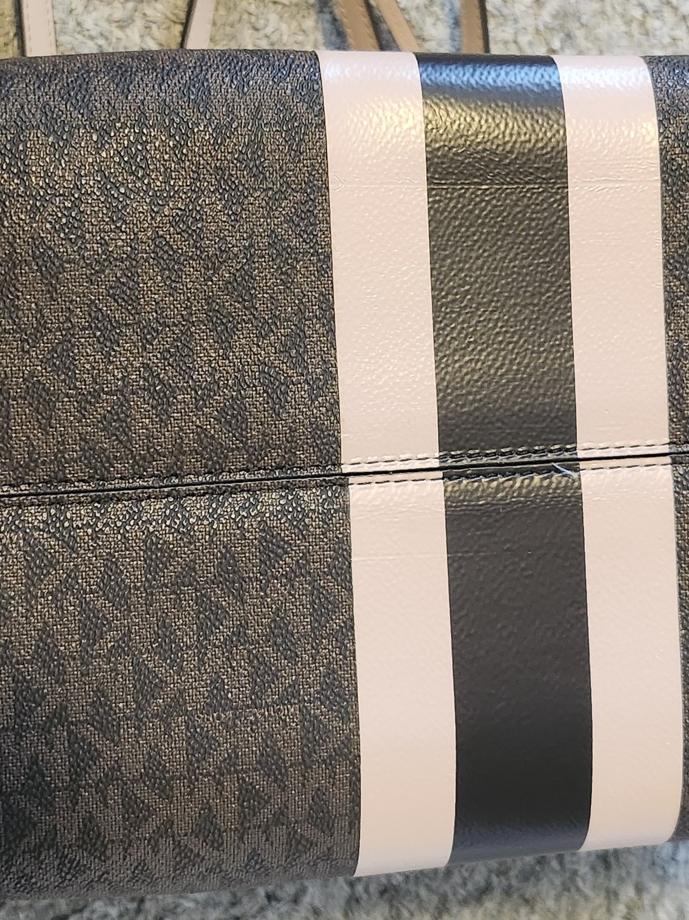 Michael Kors Eva Large Logo Stripe Tote Bag - Picture 9 of 11